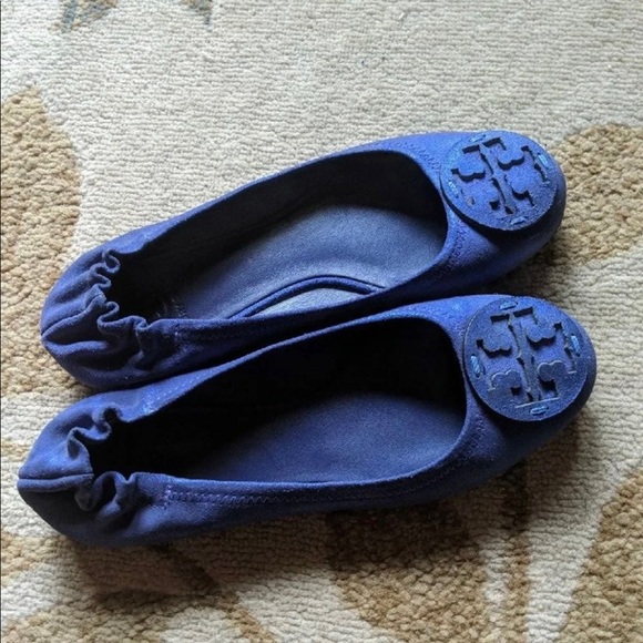 (SOLD) Tory Burch Flats - Picture 1 of 3